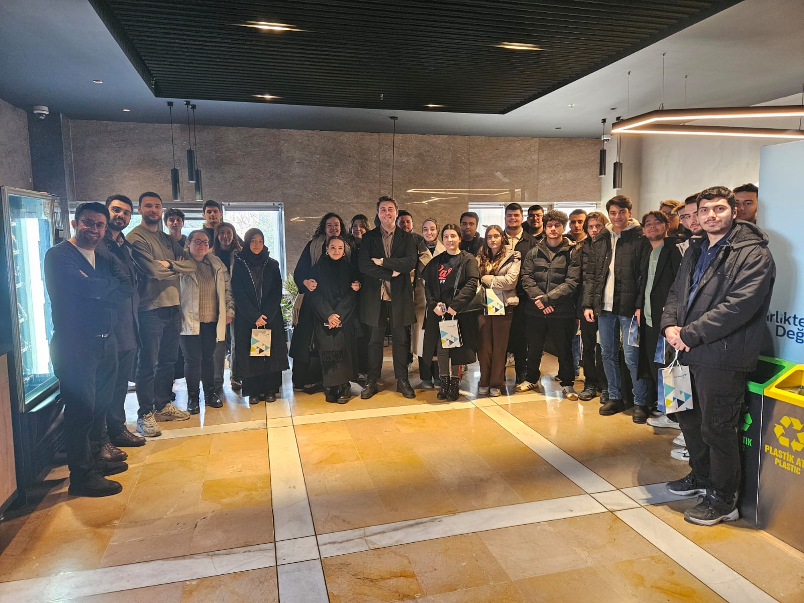 IMG-20251230-WA0001.jpg (257 KB)